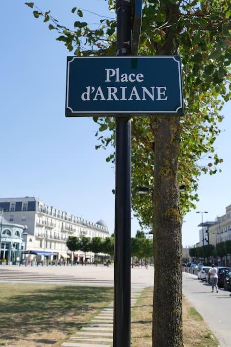 Disneyland Paris 70M² Face Parc, Place Ariane Serris Dış mekan fotoğraf