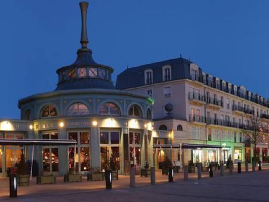 Disneyland Paris 70M² Face Parc, Place Ariane Serris Dış mekan fotoğraf